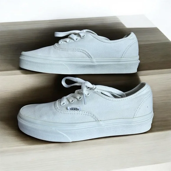 Vans Authentic Skate Women’s Shoe Size: 5.5 True White - Picture 1 of 14